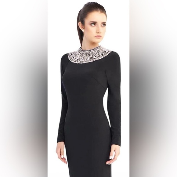 Mac Duggal 25926 NWOT Embellished Black Collar Jersey Gown - Picture 3 of 6